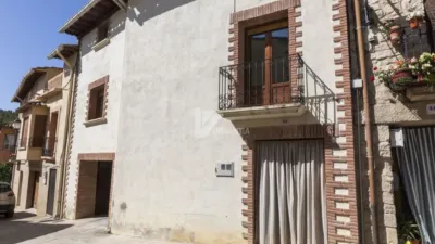 Chalet on Calle de la Virgen del Castillo photo 2