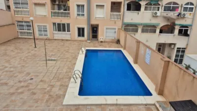 Apartamento en venta en Calle Apolo, cerca de Avenida de Diego Ramírez Pastor, Centro (Torrevieja) de 119.900 €