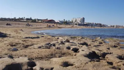 Apartamento en venta en Calle de Noruega, Playa de los Locos-Los Frutales-Cabo Cervera (Torrevieja) de 119.900 €