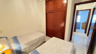 Apartamento en venta en Calle Joaquín Chapaprieta, 141, cerca de Calle Hermanos Bazán, Centro (Torrevieja) de 106.900 €