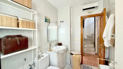 Casa adosada en venta en Calle de la Paloma, La Siesta-El Salado-Torreta-El Chaparral (Torrevieja) de 209.000 €