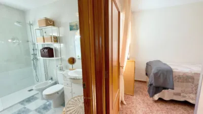 Casa adosada en venta en Calle de la Paloma, La Siesta-El Salado-Torreta-El Chaparral (Torrevieja) de 209.000 €