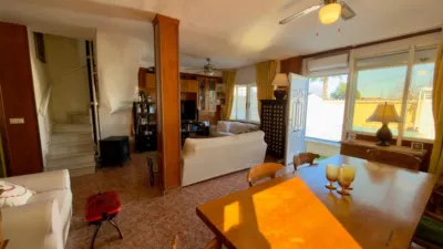 Casa adosada en venta en Calle de la Paloma, La Siesta-El Salado-Torreta-El Chaparral (Torrevieja) de 209.000 €