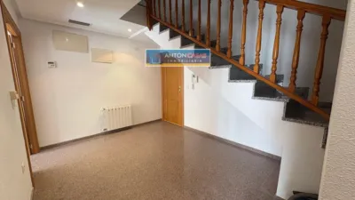 Duplex in 03660 photo 8