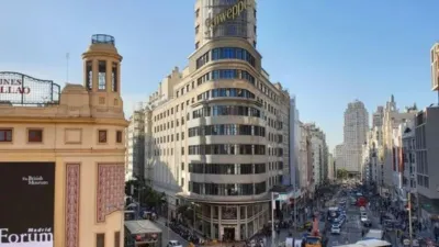 Piso en Recoletos photo 6