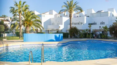 Casa adosada en venta en Calle de Magallanes, 142, Las Marinas-Bolaga (Vera) de 274.900 €