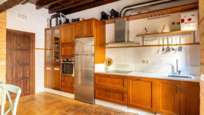 Casa en venta en Calle de Valdehelechoso, 9, Aracena de 599.000 €