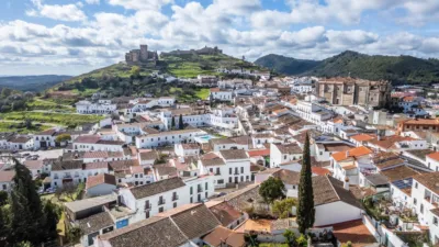 Casa en venta en Calle de Valdehelechoso, 9, Aracena de 599.000 €