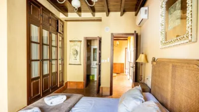 Casa en venta en Calle de Valdehelechoso, 9, Aracena de 599.000 €