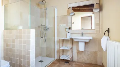 Casa en venta en Calle de Valdehelechoso, 9, Aracena de 599.000 €