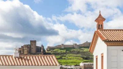 Casa en venta en Calle de Valdehelechoso, 9, Aracena de 599.000 €