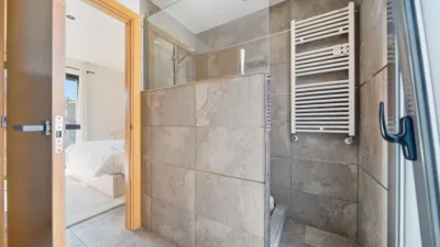 Townhouse on Carrer de la Riera Ginjolers photo 13