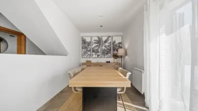 Townhouse on Carrer de la Riera Ginjolers photo 19