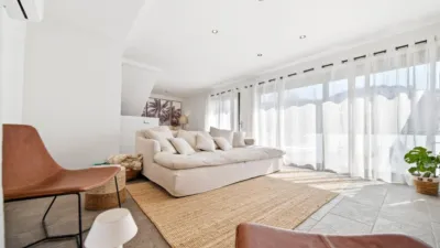 Townhouse on Carrer de la Riera Ginjolers photo 22