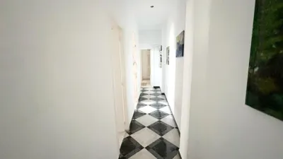 Apartment in Other Areas photo 9