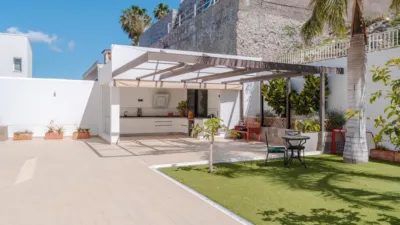 Chalet en venta en Roque del Conde, Costa Adeje (Adeje) de 2.100.000 €