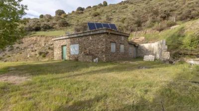 Rustic Finca on Camino de la Sierra photo 3