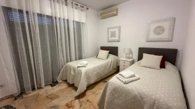 Piso en alquiler en Paseo Marítimo Rey de España, 26, cerca de Calle del Poeta Salvador Rueda, Playa de Los Boliches (Fuengirola) de 2.000 €<span>/mes</span>