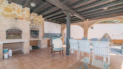 Chalet en venta en Caparacena, Caparacena (Atarfe) de 395.000 €