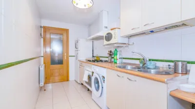 Piso en venta en Avenida de Murcia, San Ildefonso (Hospital Real) (Distrito Beiro. Granada Capital) de 280.000 €