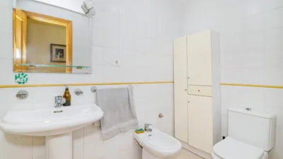 Piso en venta en Avenida de Murcia, San Ildefonso (Hospital Real) (Distrito Beiro. Granada Capital) de 280.000 €