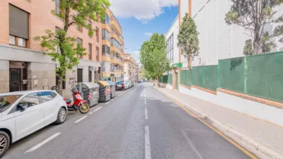 Piso en venta en Avenida de Murcia, San Ildefonso (Hospital Real) (Distrito Beiro. Granada Capital) de 280.000 €