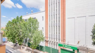 Piso en venta en Avenida de Murcia, San Ildefonso (Hospital Real) (Distrito Beiro. Granada Capital) de 280.000 €