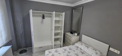 Casa adosada en alquiler en Calle de Averroes, cerca de Avenida de Juan Pablo II, Joaquina Eguaras (Distrito Norte. Granada Capital) de 1.400 €<span>/mes</span>