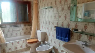House on Salto del Pino Street photo 18
