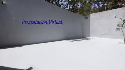 House on Salto del Pino Street photo 35