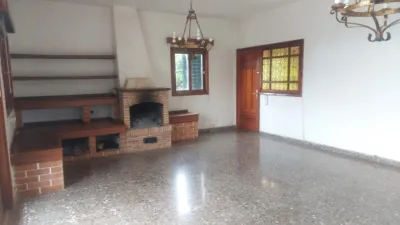 House on Salto del Pino Street photo 8