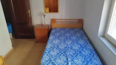 Piso en alquiler en Sector V-El Canal, Plaça de Crevillent-Juzgados (Distrito Núcleo Urbano. Elx - Elche) de 700 €<span>/mes</span>
