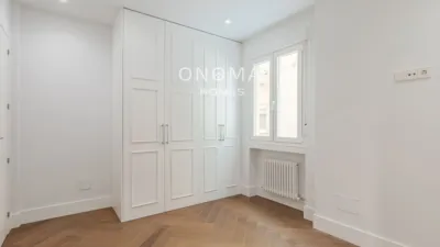 Apartment on Calle del Conde de Peñalver photo 31