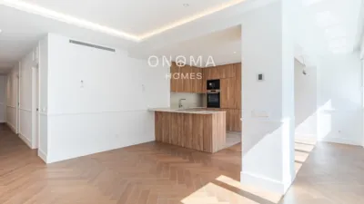 Apartment on Calle del Conde de Peñalver photo 3