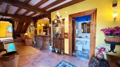 House on Calle Cuevas de Altamira, No. 201 photo 11