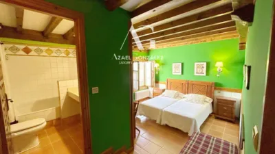 House on Calle Cuevas de Altamira, No. 201 photo 21