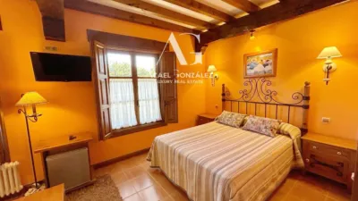 House on Calle Cuevas de Altamira, No. 201 photo 22
