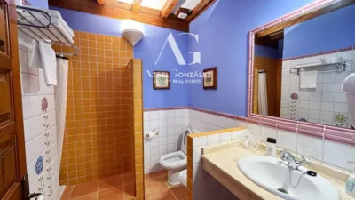 House on Calle Cuevas de Altamira, No. 201 photo 25