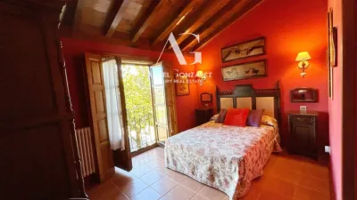 House on Calle Cuevas de Altamira, No. 201 photo 30
