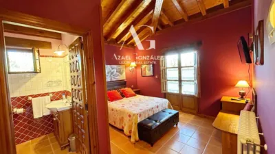 House on Calle Cuevas de Altamira, No. 201 photo 43