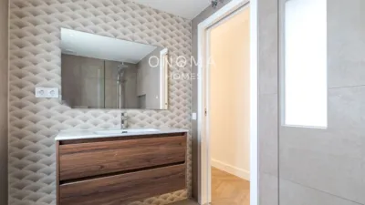 Apartment on Calle de Marcenado photo 28