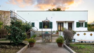Terraced house on Carrer Francesc Vidal i Sureda photo 2