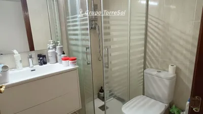 Terraced House in Carrer dels Estats Units photo 15