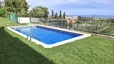 Terraced House in Carrer dels Estats Units photo 2