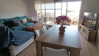 Terraced House in Carrer dels Estats Units photo 5