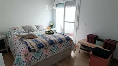 Terraced House in Carrer dels Estats Units photo 8
