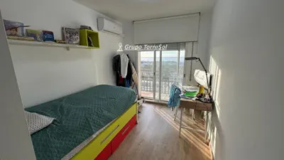 Terraced House in Carrer dels Estats Units photo 9