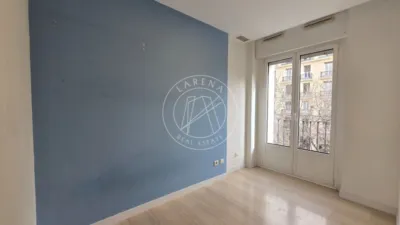 Apartment on Calle de la Princesa photo 6