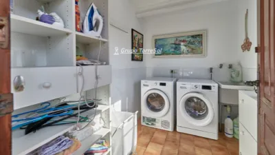 Townhouse for sale in Carrer d'Alorda Park photo 10