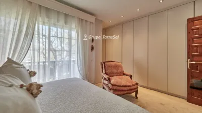 Townhouse for sale in Carrer d'Alorda Park photo 14